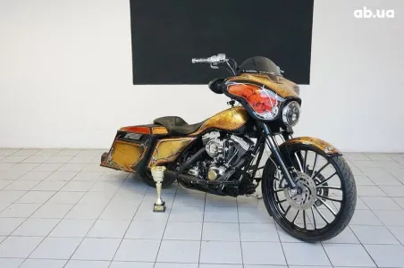 Harley-Davidson FLHTCU